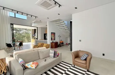 Casa com 3 dormitórios à venda, 290 m² por r$ 2.400.000,00 - condomínio alphaville castello - itu/sp