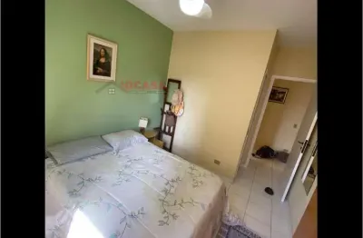 Apartamento para venda a uma quadra da praia das pitangueiras – guarujá