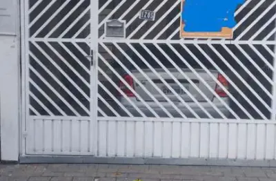 Casa com 2 quartos para alugar na Vila Antonieta, São Paulo 