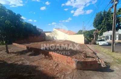 Terreno à venda na Rua La Rioja, 167, Loteamento Madrid, Maringá