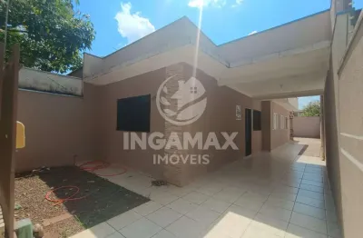 Casa com 3 quartos à venda na Rua Pioneira Elvira Pereira de Quadros, 394, Parque Residencial Aeroporto, Maringá