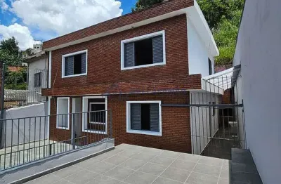 Casa com 3 quartos à venda na Rua Santa Luzia, Vila Santa Terezinha, Carapicuíba