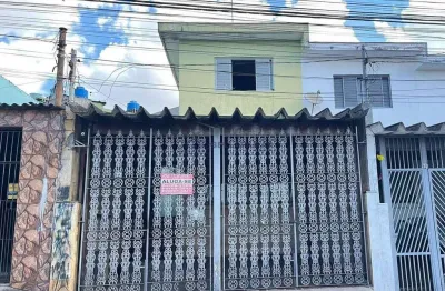 Casa com 2 quartos para alugar na Rua Cravinhos, Vila Dirce, Carapicuíba