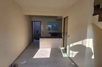 Apartamento com 2 quartos para alugar na Rua Serra dos Cristais, Jardim Planalto, Carapicuíba
