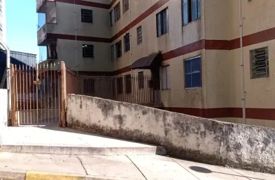 Imóvel situado na vila formosa próximo a vários tipos d ecomércios.