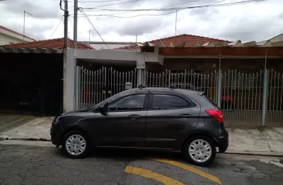 Excelente imóvel, em bom estado de conservação e próxomo ao comércio da vila sabrina.