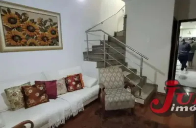 Sobrado amplo reformado 3 suítes, sendo 2 master 2 vagas  bairro jordanópolis sbc