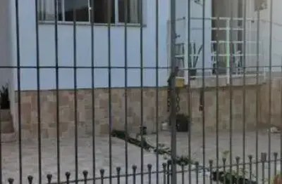 Casa térrea com 3 dormitórios sendo 1 deles suite rudge ramos em são bernardo do campo
