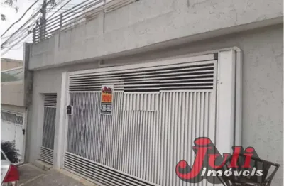 Casa 2 dorm e sobrado nos fundos ar condicionado e 3 vagas cobertas