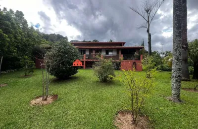 Casa em Condomínio para Venda em Serra Negra, Jardim Monte Samkya, 4 dormitórios, 2 suítes, 4 banheiros, 3 vagas