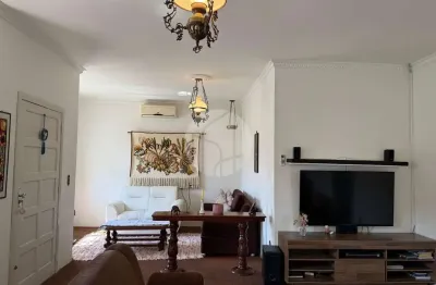 Casa plana com piscina à venda no saguaçu – joinville/sc