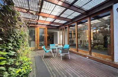 Casa com 4 dormitórios à venda, 669 m² por R$ 3.600.000,00 - Humaitá - Rio de Janeiro/RJ