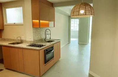 Apartamento com 2 dormitórios à venda, 54 m² por r$ 1.730.000,00 - leblon - rio de janeiro/rj