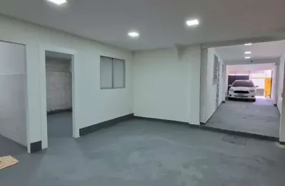 Barracão / Galpão / Depósito para alugar na Estrada Mapua, 250, Jacarepaguá, Rio de Janeiro