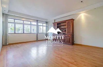 Leme - apartamento exclusivo no coração do leme, onde o luxo encontra a tradição. com generosos 116m², com 3 quartos e dependência completa.