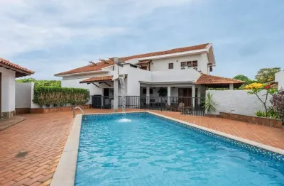 Casa com 4 quartos à venda no Centro, Três Lagoas 