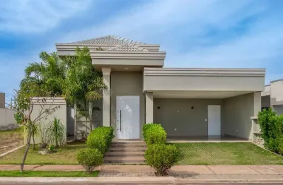 Casa em condomínio fechado com 4 quartos à venda no Centro, Três Lagoas 
