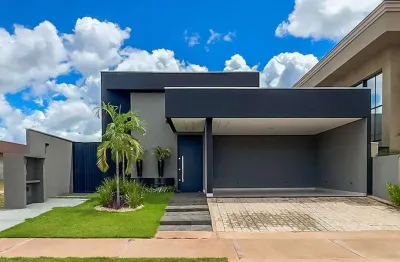 Casa em condomínio fechado com 3 quartos à venda no Centro, Três Lagoas 