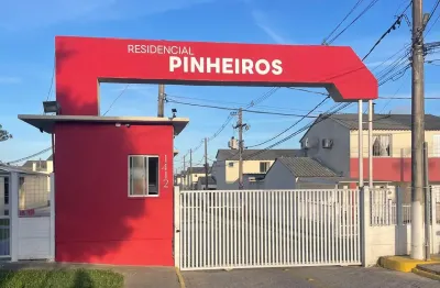 Sobrado no fragata com garagem fechada mais 2 vagas descobertas e  pátio grande