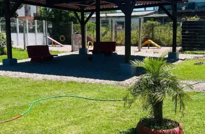 Sobrado no fragata com garagem fechada mais 2 vagas descobertas e  pátio grande