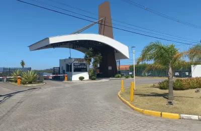 Casa de 2 dormitórios a venda em pelotas com pátio na região do quartier
