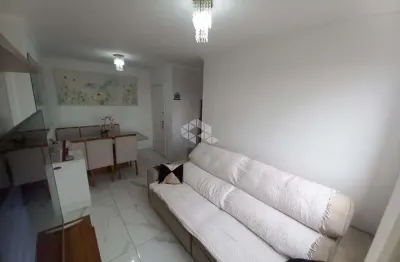 Apartamento com 2 quartos, 1 vaga e 42m² para vender por R$ 255.000