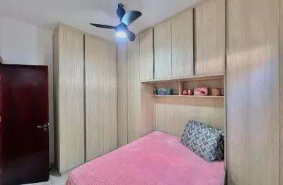 Casa terrea de condominio quintal privativo  2 dormitorios tupi