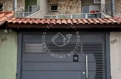 Lindo sobrado na av. hermilo alves – suite com closet e churrasqueira! terreno 4x20 - venda r$ 700.000,00