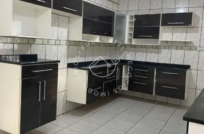 Casa comercial ou residencial na av. imperador  para locacao r$ 2000,00 aluguel - 03 dormitorios  e 01 vaga