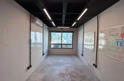 Sala comercial para alugar na Estrada dos Três Rios, 1200, Freguesia (Jacarepaguá), Rio de Janeiro