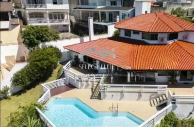 Casa à venda na Rua Arthur Beck, Coqueiros, Florianópolis