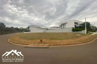 Terreno de esquina no condomínio residencial ilha de bali em limeira-sp