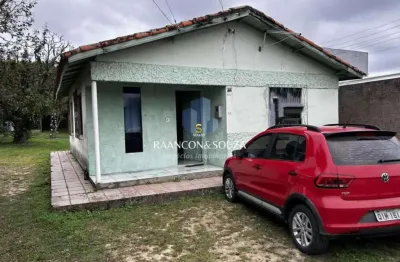 Casa à venda na José Pedro Floriano, 14, Povoado de Nova Brasília, Imbituba por R$ 470.000