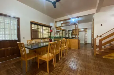 Apartamento com 4 quartos para alugar no Primavera, Novo Hamburgo 
