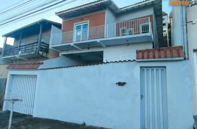 Imperdível oferta de casa à venda em poços de caldas-mg, vila caio junqueira: 3 quartos, 1 suíte, 1 sala, 1 banheiro, 3 vagas, 106m²!