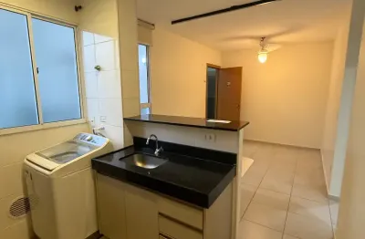 Apartamento para alugar com quintal, 2quartos e planejados na cozinha.