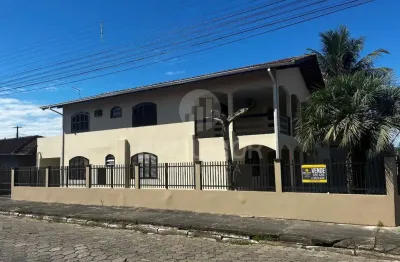 Casa com 6 quartos à venda na avenida barão do rio branco, 984, balneário enseada, são francisco do sul por r$ 950.000