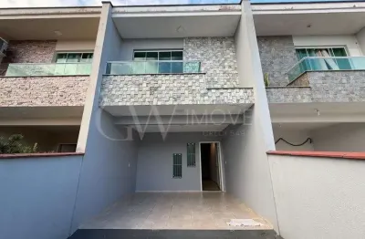 Casa com 3 quartos para alugar na rua dos farmacêuticos, 38, petrópolis, joinville por r$ 2.450