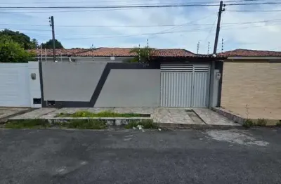 Vendo casa de 3 quartos, sendo 1 suite, vaga para 2 carros - r$ 600.000,00