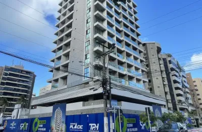 Apartamento novo a 1 quadra da praia no spot ponta verde por apenas r$ 560 mil
