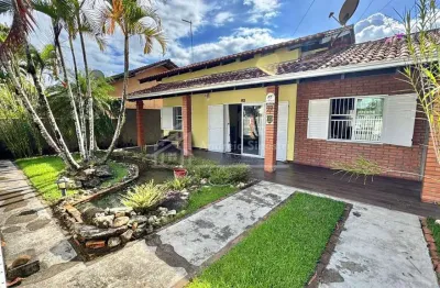 Casa com 3 quartos à venda na Rua Pequim 92, Itaguaçu, São Francisco do Sul