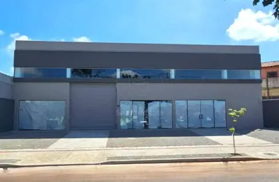 Amplo barracão comercial próximo a avenida tiradentes na região oeste de londrina