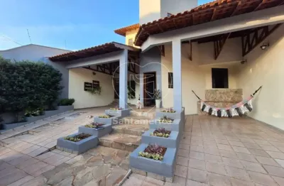 Casa com 3 quartos à venda na Rua Uberlândia, --, Jardim Alvorada, Londrina