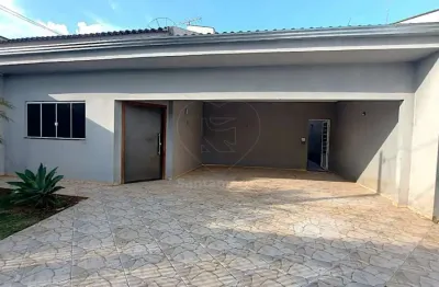 Casa na região leste com 3 dormitórios sendo 1 suíte