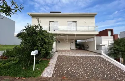 Casa à venda no royal forest contendo 4 suítes com armários e ar condicionado