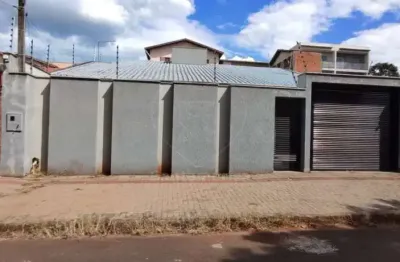 Casa com 3 quartos à venda na Rua Ermilino Nonino, --, Jardim Guararapes, Londrina