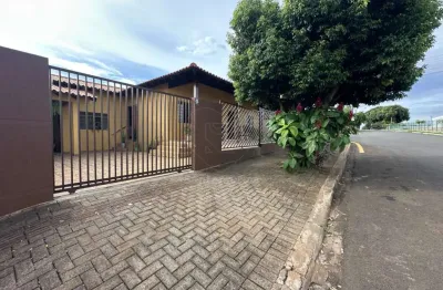 Casa à venda no jardim são francisco de assis com 2 quartos na região oeste de londrina