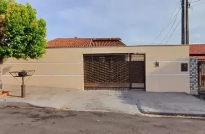 Casa com 3 quartos à venda na Rua Sérgio Romano Macaxeira Montenegro, --, Dom Pedro II, Londrina