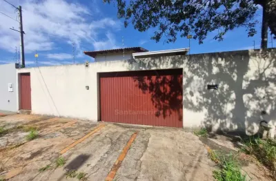 Casa com 6 quartos à venda na Rua Uberlândia, --, San Remo, Londrina
