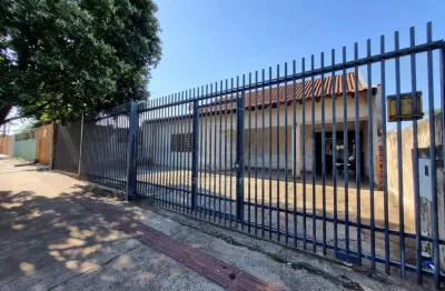 Casa com 3 dormitórios à venda no parque das indústrias